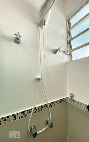 Apartamento à venda com 70m², 1 quarto e sem vagaBanheiro
