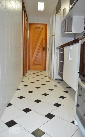 Apartamento para alugar com 67m², 2 quartos e 1 vagaCozinha