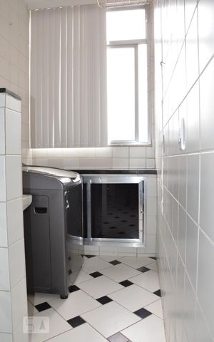 Apartamento para alugar com 67m², 2 quartos e 1 vagaCozinha