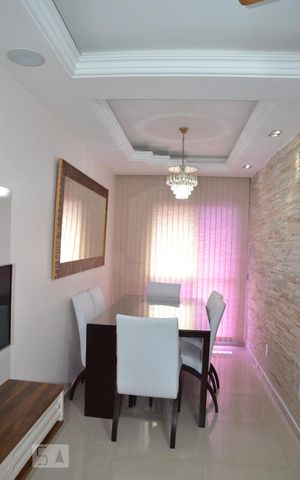 Apartamento para alugar com 67m², 2 quartos e 1 vagaSala