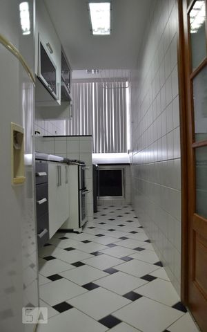 Apartamento para alugar com 67m², 2 quartos e 1 vagaCozinha