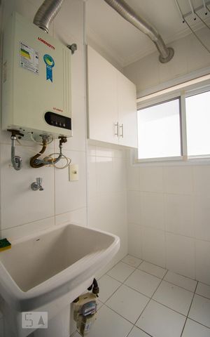 Apartamento à venda com 75m², 2 quartos e 2 vagas Apartamento à venda com 75m², 2 quartos e 2 vagasÁrea de Serviço