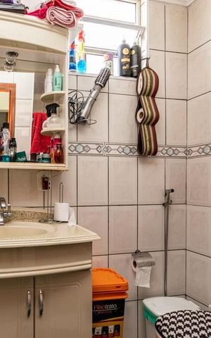 Apartamento à venda com 55m², 2 quartos e 1 vaga Apartamento à venda com 55m², 2 quartos e 1 vagaBanheiro