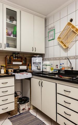 Apartamento à venda com 55m², 2 quartos e 1 vaga Apartamento à venda com 55m², 2 quartos e 1 vagaCozinha