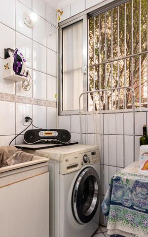 Apartamento à venda com 55m², 2 quartos e 1 vaga Apartamento à venda com 55m², 2 quartos e 1 vagaÁrea de serviço