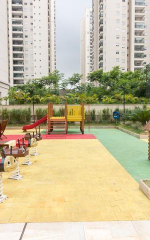 Apartamento para alugar com 154m², 3 quartos e 3 vagasPlayground