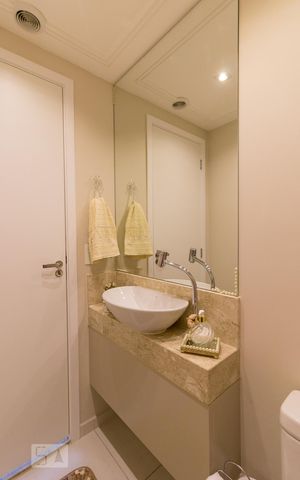 Apartamento para alugar com 154m², 3 quartos e 3 vagasLavabo