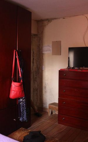 Casa à venda com 300m², 6 quartos e 3 vagasQuarto 2 casa 1