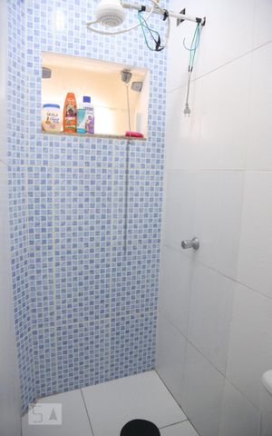 Casa à venda com 300m², 6 quartos e 3 vagasBanheiro da Suíte