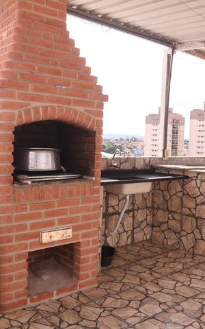 Casa à venda com 300m², 6 quartos e 3 vagasarea da churrasqueira
