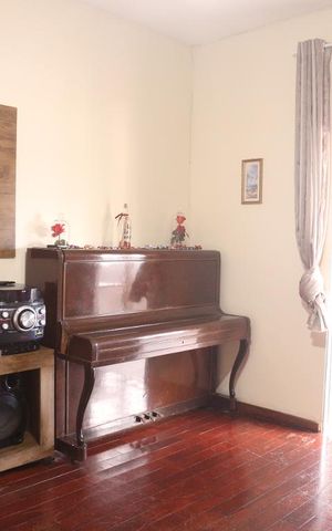 Casa à venda com 300m², 6 quartos e 3 vagasSala casa 3