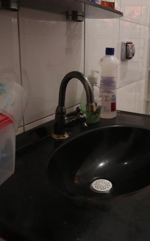 Casa à venda com 300m², 6 quartos e 3 vagasBanheiro