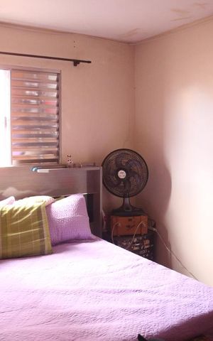 Casa à venda com 300m², 6 quartos e 3 vagasQuarto 2 casa 1