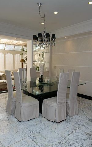 Casa à venda com 450m², 4 quartos e 6 vagas Casa à venda com 450m², 4 quartos e 6 vagasSala 2