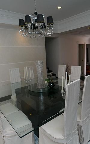 Casa à venda com 450m², 4 quartos e 6 vagas Casa à venda com 450m², 4 quartos e 6 vagasSala 2