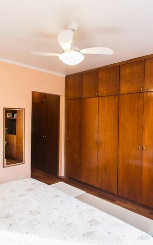Casa à venda com 350m², 3 quartos e 4 vagasSuíte