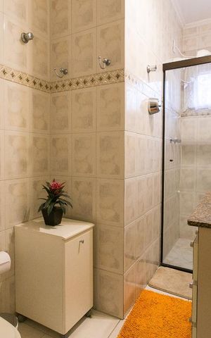 Casa à venda com 350m², 3 quartos e 4 vagasBanheiro Social