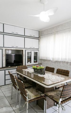 Casa à venda com 350m², 3 quartos e 4 vagasCozinha