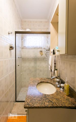 Casa à venda com 350m², 3 quartos e 4 vagasBanheiro Social