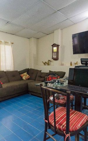 Casa à venda com 300m², 5 quartos e sem vaga Casa à venda com 300m², 5 quartos e sem vagaSuíte 4