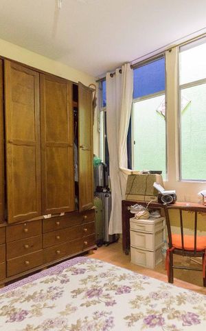 Casa à venda com 300m², 5 quartos e sem vaga Casa à venda com 300m², 5 quartos e sem vagaSuíte 2