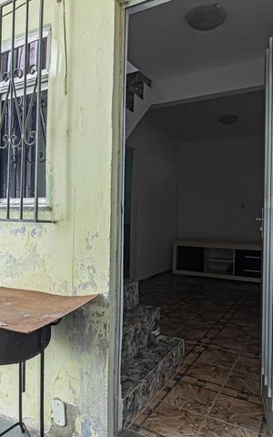 Casa para alugar com 40m², 1 quarto e sem vaga Casa para alugar com 40m², 1 quarto e sem vagaFachada