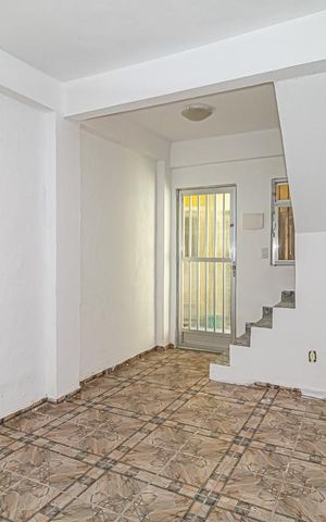 Casa para alugar com 40m², 1 quarto e sem vaga Casa para alugar com 40m², 1 quarto e sem vagaSala - Primeiro Andar
