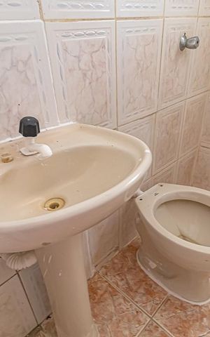 Casa para alugar com 40m², 1 quarto e sem vaga Casa para alugar com 40m², 1 quarto e sem vagaBanheiro da Suíte