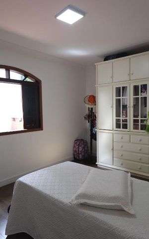 Casa à venda com 180m², 4 quartos e 3 vagasDormitório 1