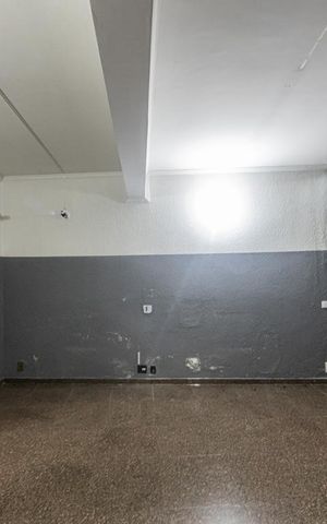 Casa à venda com 360m², 3 quartos e 6 vagas Casa à venda com 360m², 3 quartos e 6 vagasComodo Reversível 2