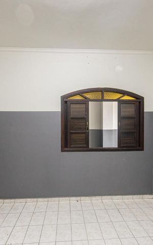 Casa à venda com 360m², 3 quartos e 6 vagas Casa à venda com 360m², 3 quartos e 6 vagasQuarto