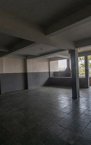 Casa à venda com 360m², 3 quartos e 6 vagas Casa à venda com 360m², 3 quartos e 6 vagasGaragem
