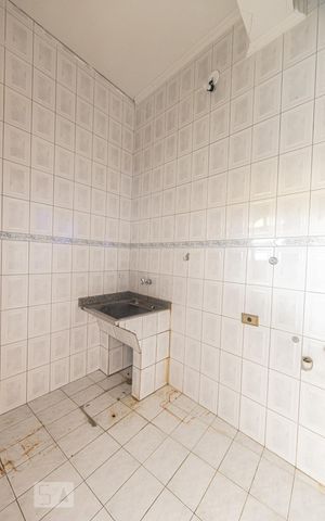 Casa à venda com 360m², 3 quartos e 6 vagas Casa à venda com 360m², 3 quartos e 6 vagasÁrea de Serviço 2