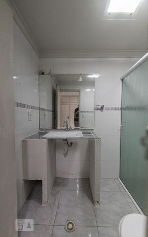 Casa à venda com 360m², 3 quartos e 6 vagas Casa à venda com 360m², 3 quartos e 6 vagasBanheiro Suite 2