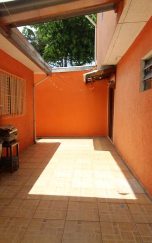 Casa à venda com 72m², 2 quartos e 1 vagaQuintal para varal