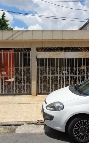 Casa à venda com 72m², 2 quartos e 1 vagaFachada da casa