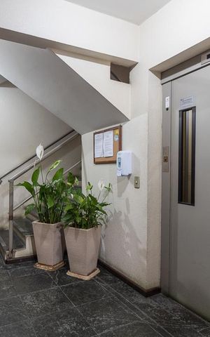 Apartamento à venda com 220m², 3 quartos e 2 vagasHall