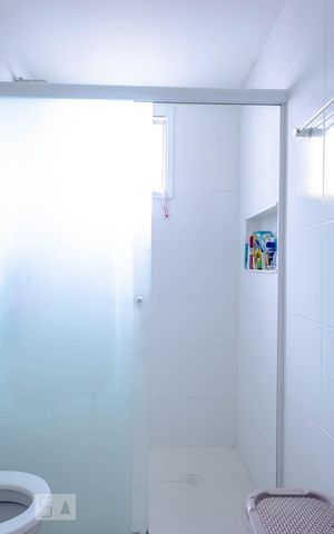 Apartamento para alugar com 65m², 3 quartos e 1 vaga Apartamento para alugar com 65m², 3 quartos e 1 vagaBanheiro 1