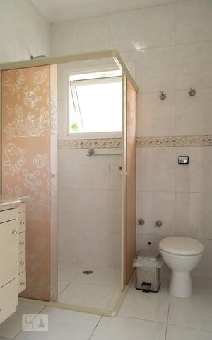 Casa à venda com 600m², 4 quartos e 4 vagasBANHEIRO SUITE 3