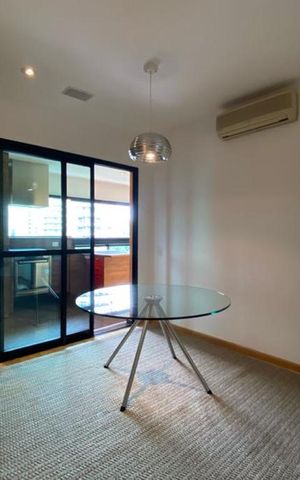 Apartamento à venda com 385m², 4 quartos e 6 vagas Apartamento à venda com 385m², 4 quartos e 6 vagasCopa