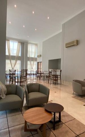 Apartamento à venda com 385m², 4 quartos e 6 vagas Apartamento à venda com 385m², 4 quartos e 6 vagasÁrea comum - Salão de festas