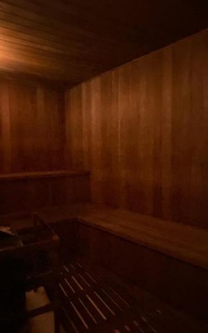 Apartamento à venda com 385m², 4 quartos e 6 vagas Apartamento à venda com 385m², 4 quartos e 6 vagasSauna 2