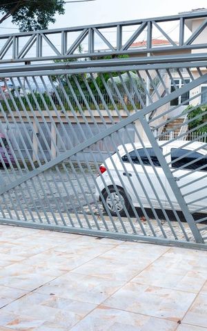 Casa à venda com 115m², 3 quartos e 3 vagasGaragem
