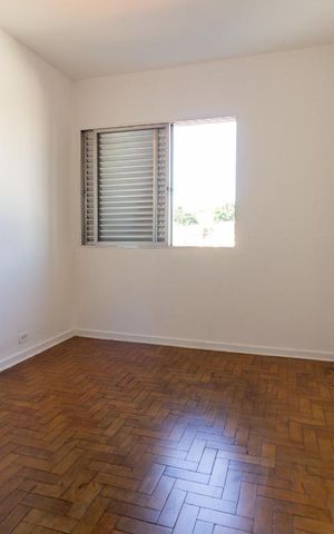 Casa à venda com 150m², 3 quartos e 3 vagas Casa à venda com 150m², 3 quartos e 3 vagasQuarto 1