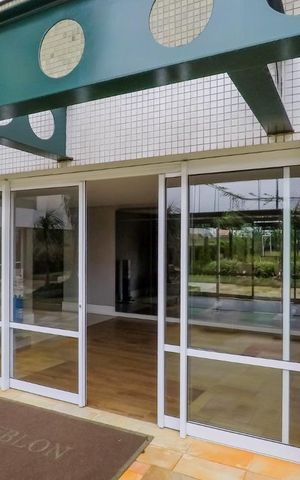 Apartamento à venda com 75m², 2 quartos e 2 vagasEntrada bloco