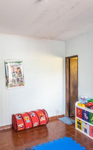 Casa à venda com 338m², 4 quartos e 8 vagas Casa à venda com 338m², 4 quartos e 8 vagasQuarto 1