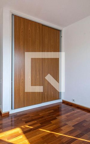 Casa à venda com 217m², 3 quartos e 2 vagas Casa à venda com 217m², 3 quartos e 2 vagasQuarto 2