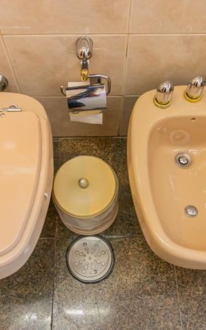 Apartamento à venda com 120m², 3 quartos e 2 vagas Apartamento à venda com 120m², 3 quartos e 2 vagasBanheiro