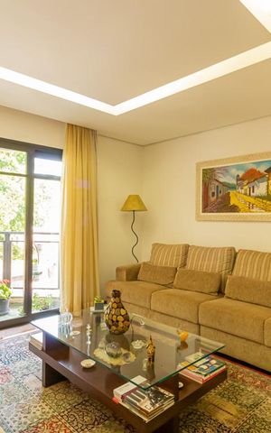 Apartamento à venda com 120m², 3 quartos e 2 vagas Apartamento à venda com 120m², 3 quartos e 2 vagasSala de Estar
