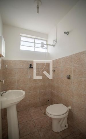 Apartamento para alugar com 80m², 2 quartos e sem vaga Apartamento para alugar com 80m², 2 quartos e sem vagaBanheiro